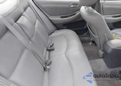 2000 Honda Accord 3.0 Ex из США, поврежденный, VIN 1HGCG1659YA097742